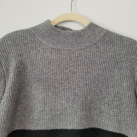 HALOGEN Black & Grey Color Block High Neck Unique Shoulder Long Sleeve Sweater - Picture 6 of 9